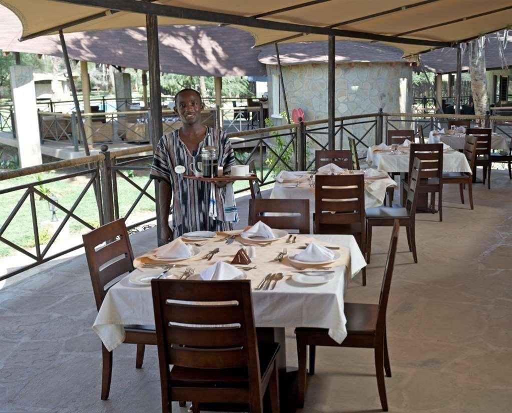 Ashnil Samburu Camp Hotel Restaurant photo